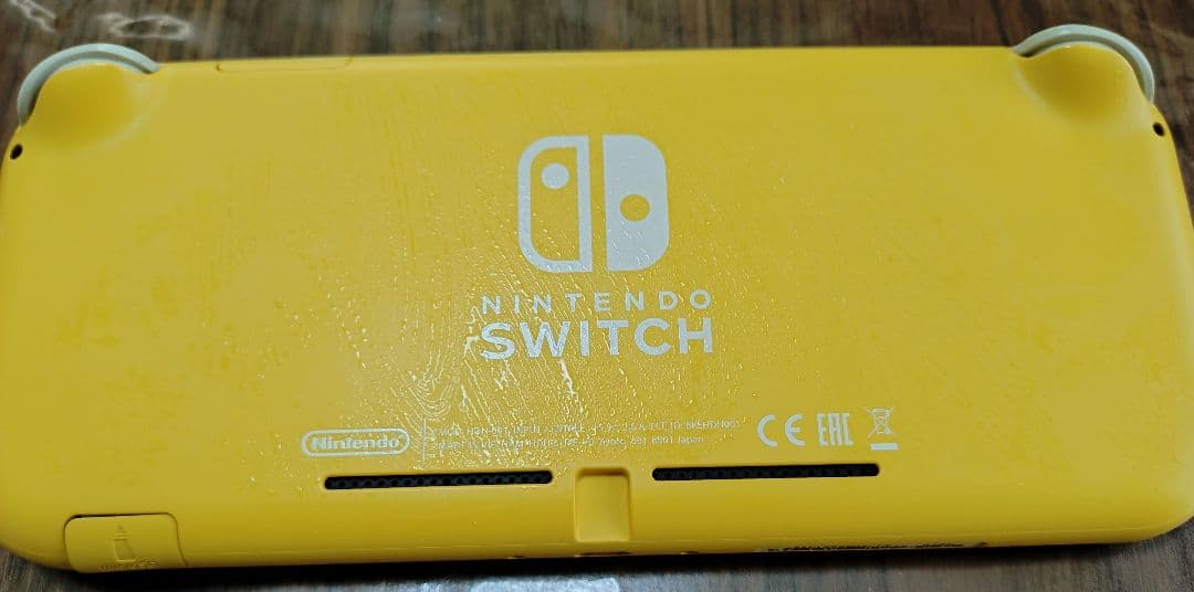 Nintendo Switch Lite イエロー　ケース付き