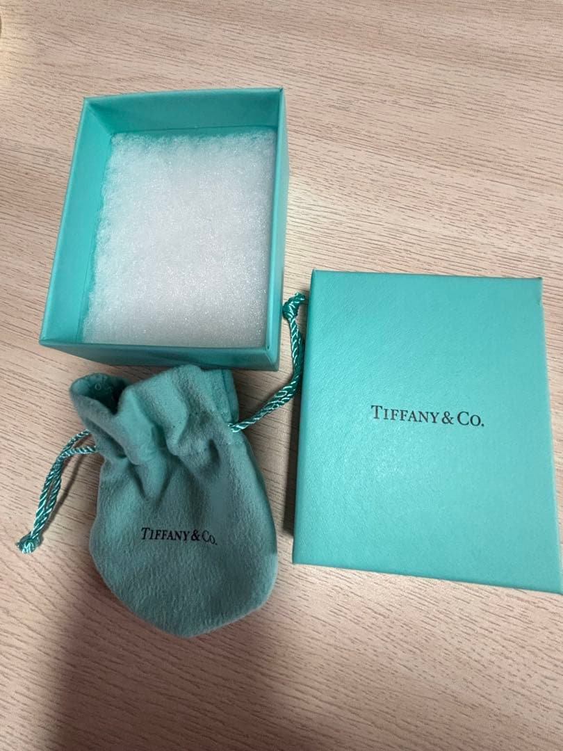 Tiffany & Co. オープンハートネックレス　デート　オフィスカジュアル