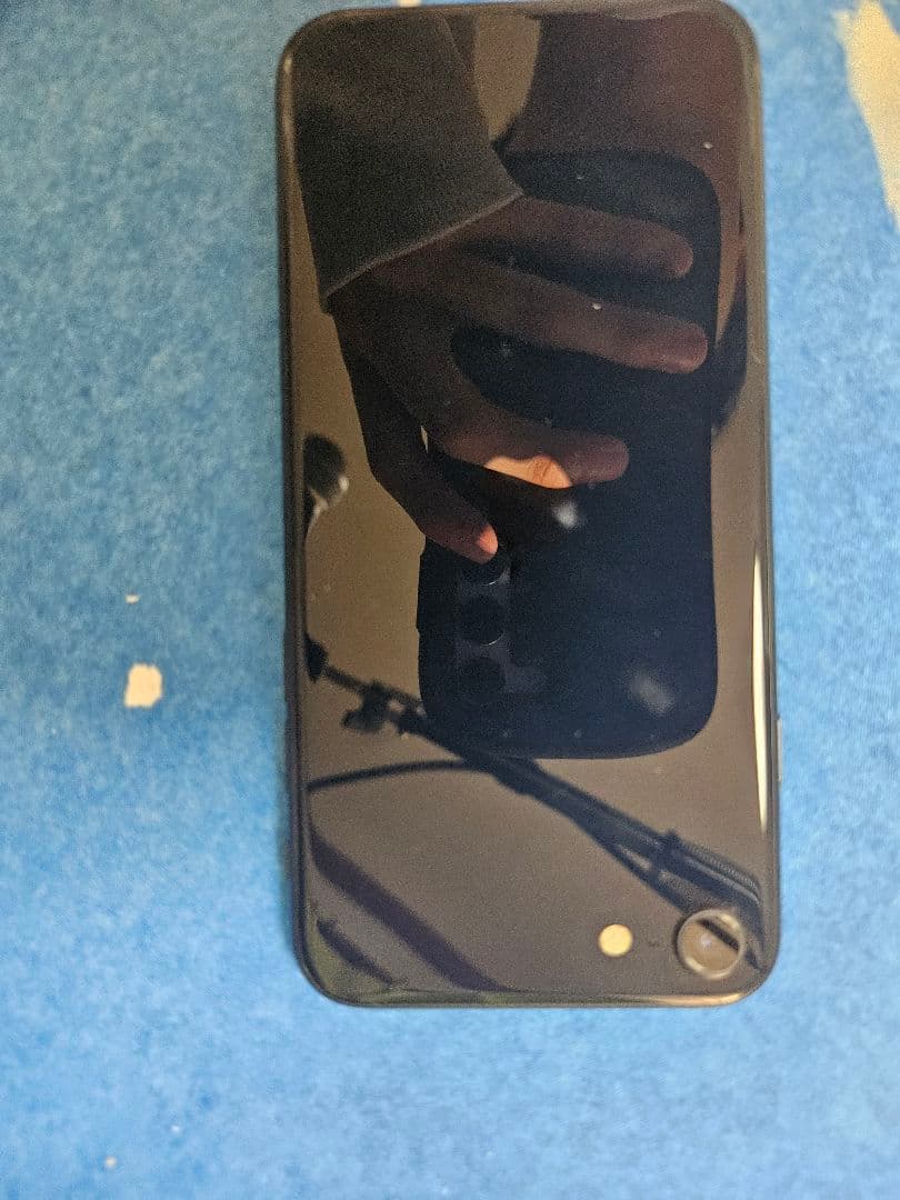 iPhonese3 sim フリー