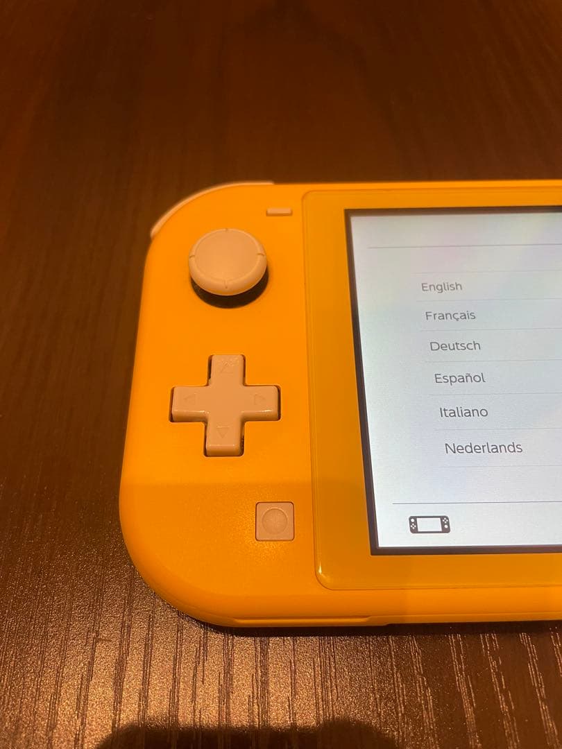 Nintendo Switch Lite（イエロー）