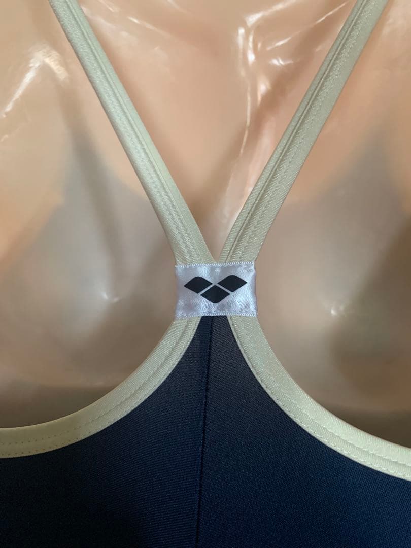 arena アリーナARN-75w競泳水着