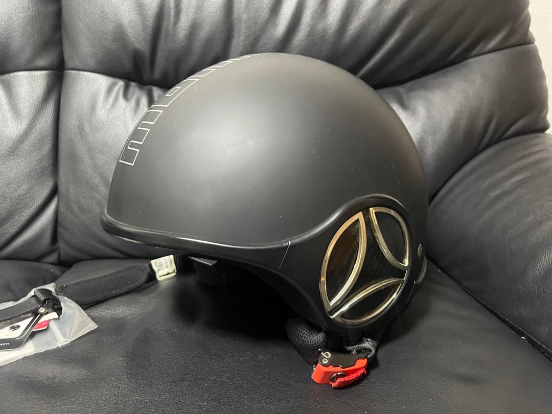 MOMO マットブラック ジェットヘルメット