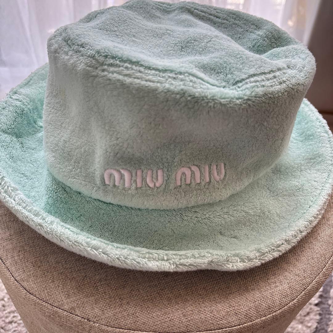miu miu ミントグリーン バケットハット S