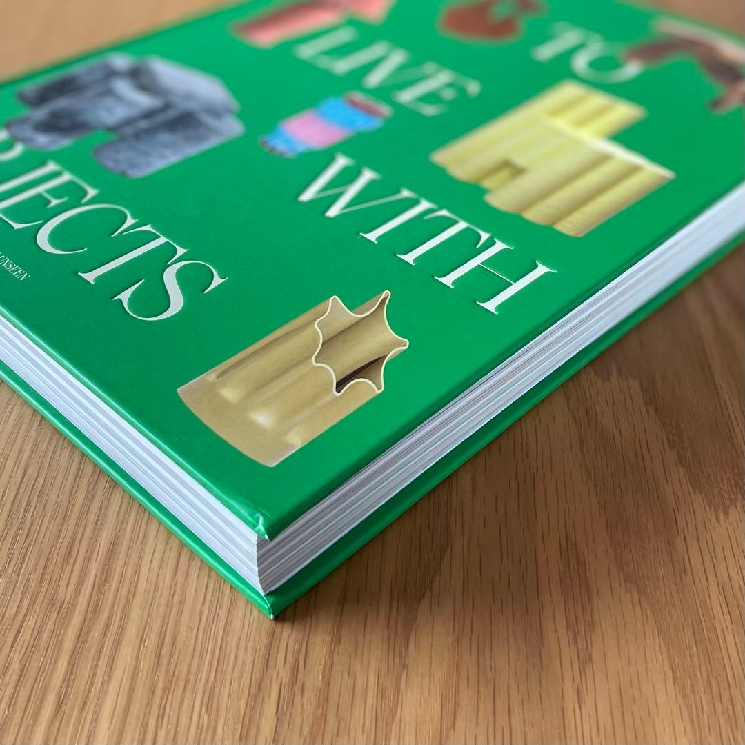 洋書 How to Live with Objects