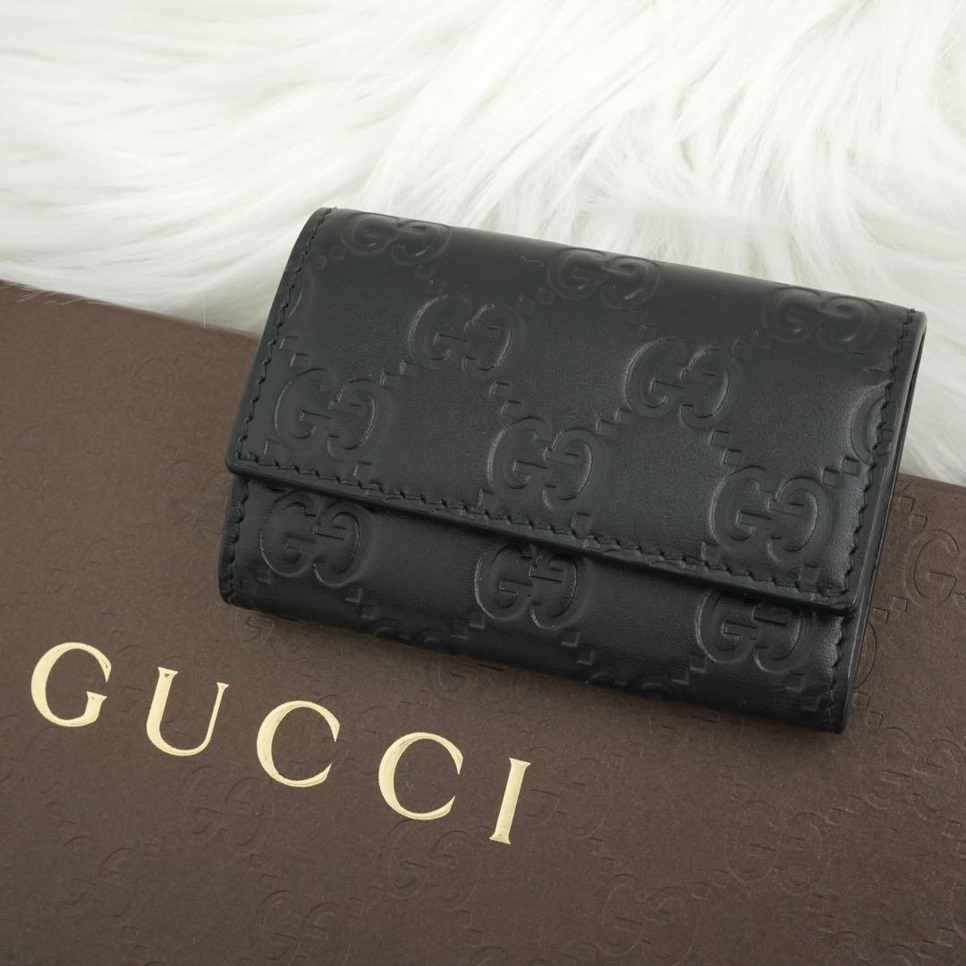 未使用級の状態　GUCCI グッチ　キーケース　レザー　GG柄　シマ　ブラック
