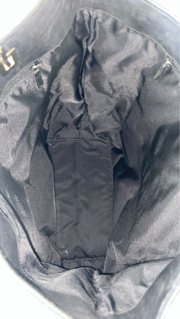 GUCCI トートバッグ　GG柄　キャンバス　ブラック　大容量