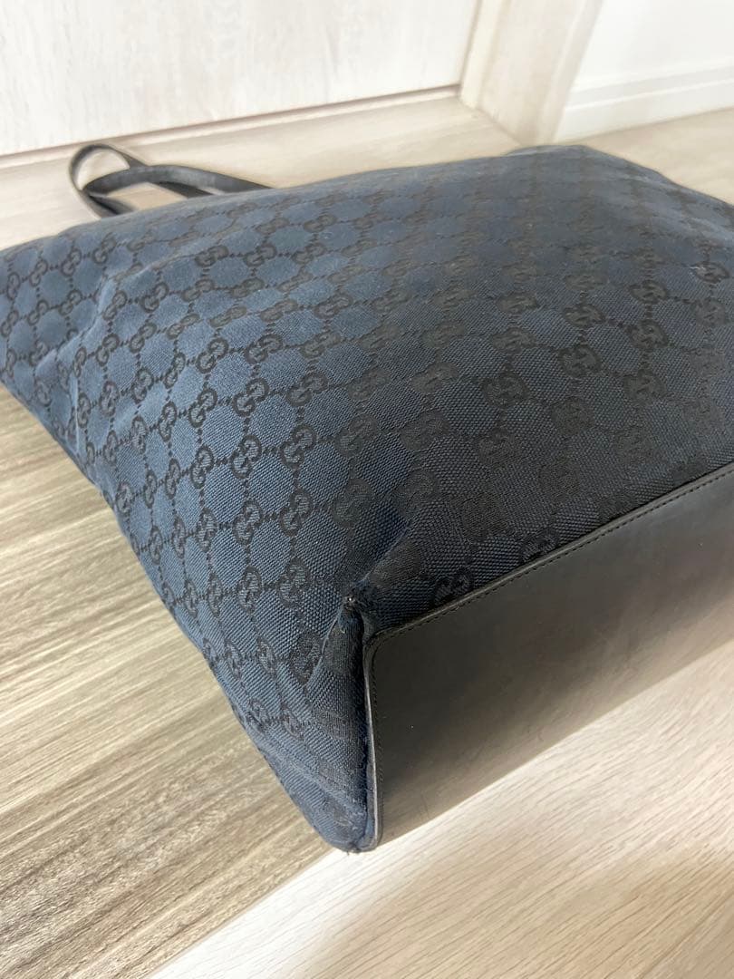 GUCCI トートバッグ　GG柄　キャンバス　ブラック　大容量