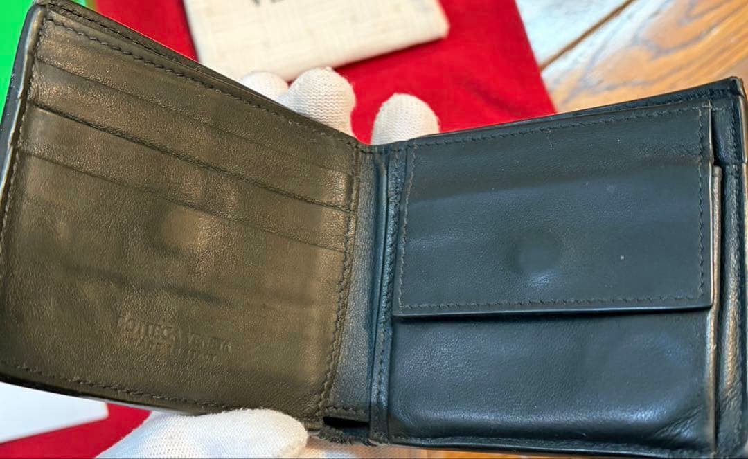 E*T様 Bottega Veneta カセット深緑　二つ折り財布　箱巾着付き