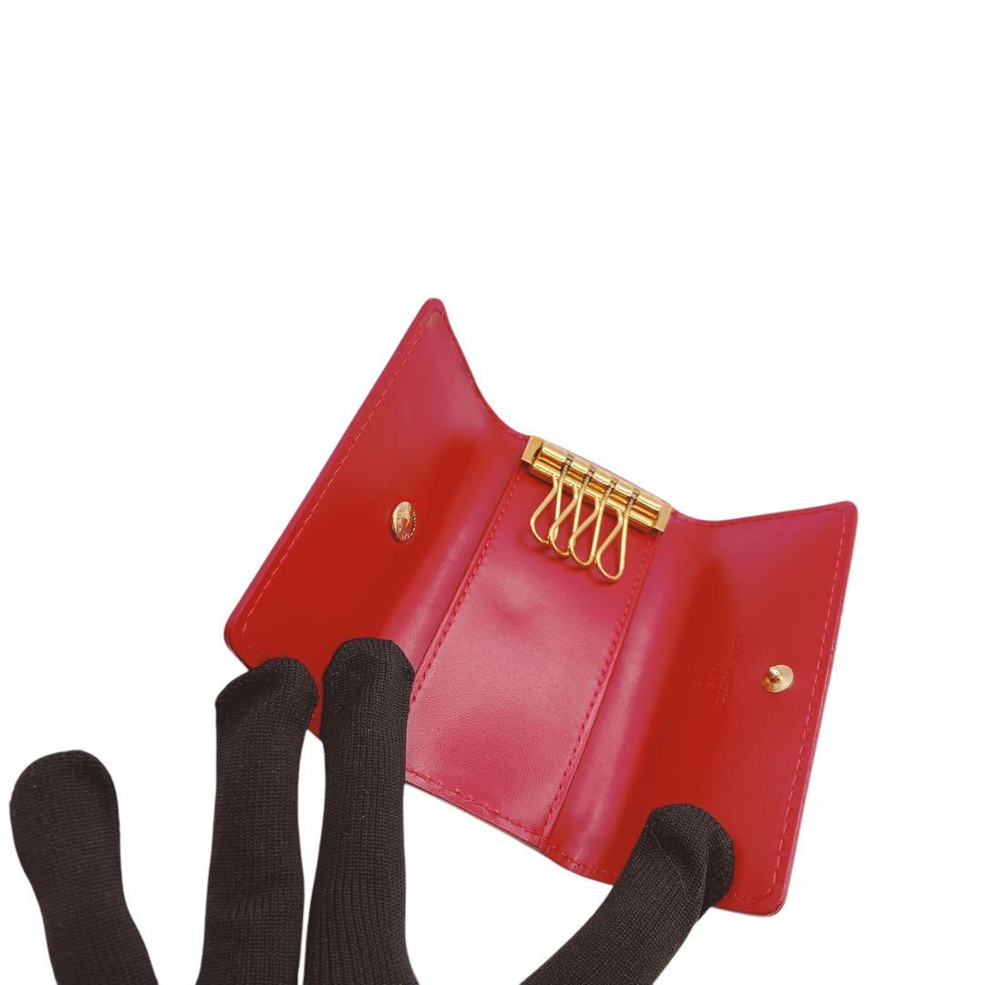 【ルイヴィトン】キーケース　ミュルティクレ4連　モノグラムヴェルニ　M91976