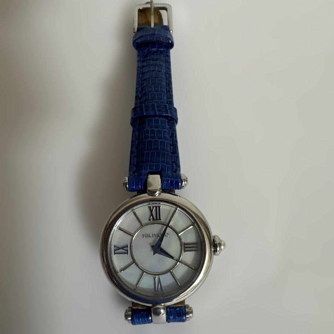 Mikimoto 真珠付き腕時計　真珠貝の文字盤