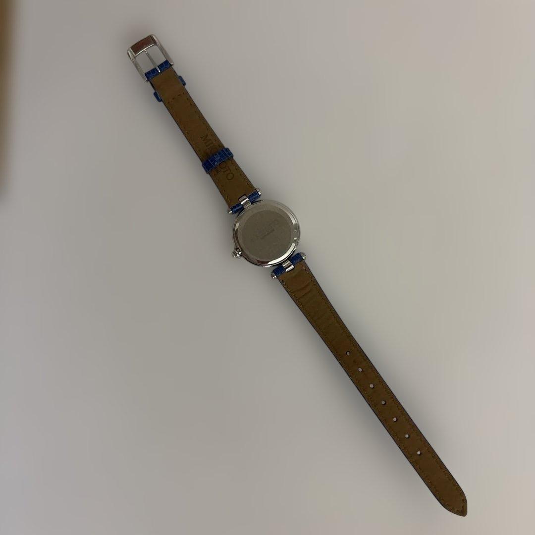 Mikimoto 真珠付き腕時計　真珠貝の文字盤