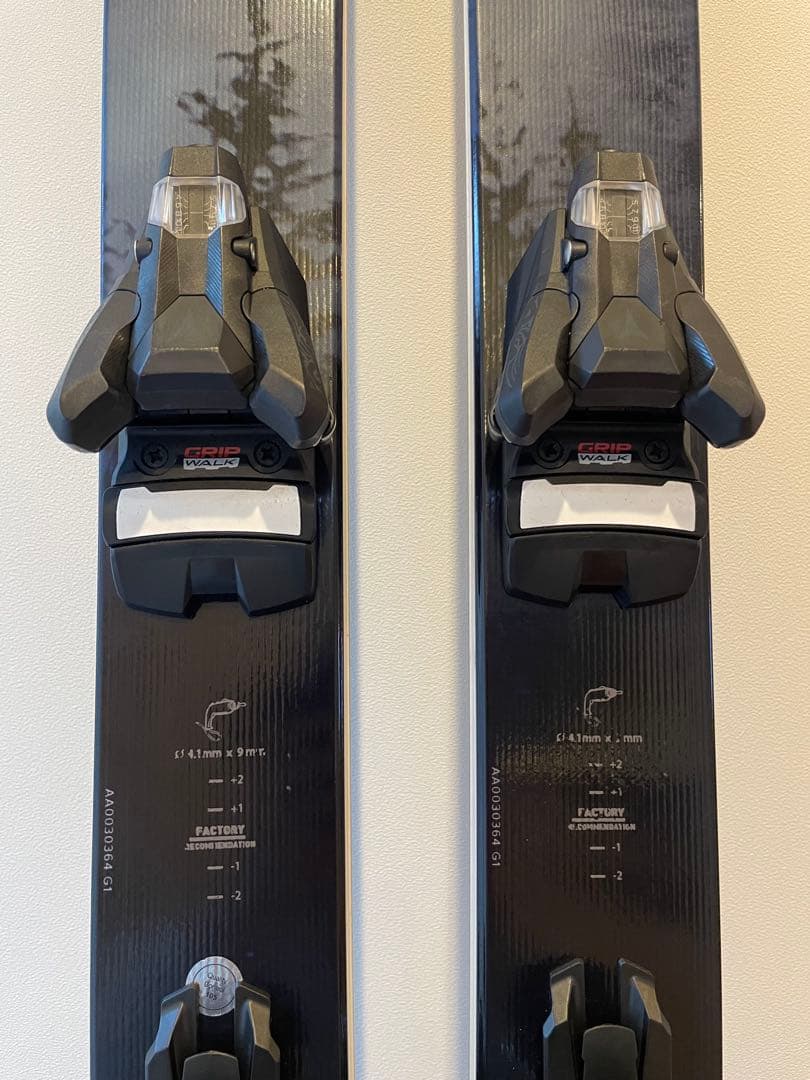 アトミック　マーベリック95TI スキー