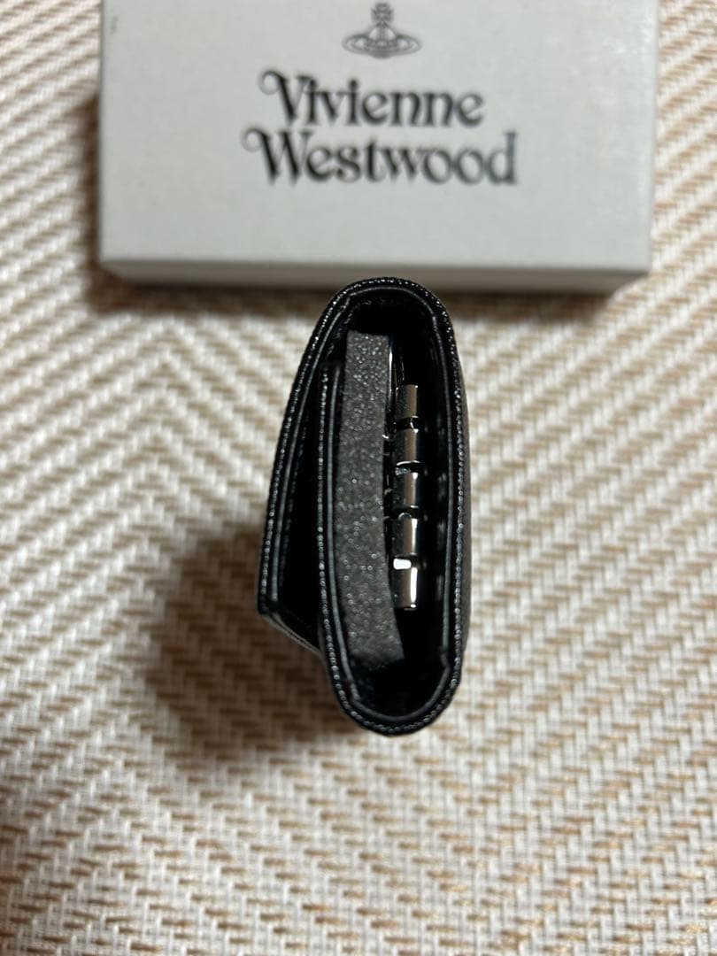 希少　完売品　廃盤　ヴィヴィアンウエストウッド　 4連キーケース