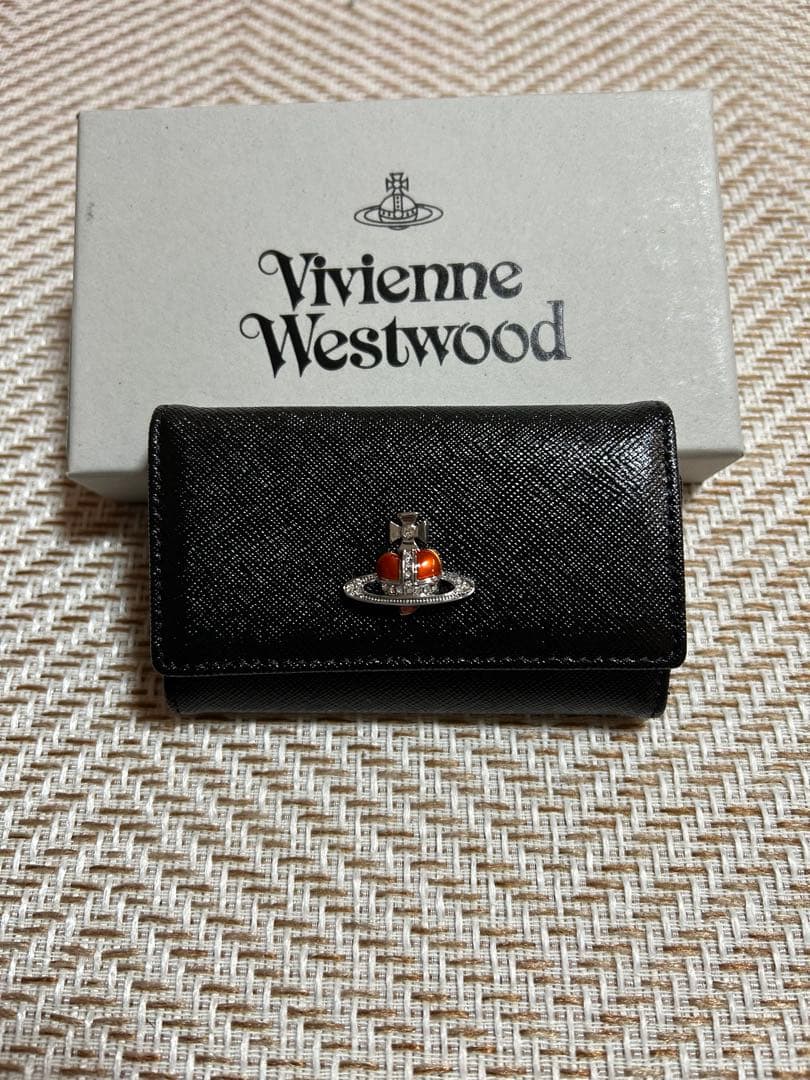 希少　完売品　廃盤　ヴィヴィアンウエストウッド　 4連キーケース