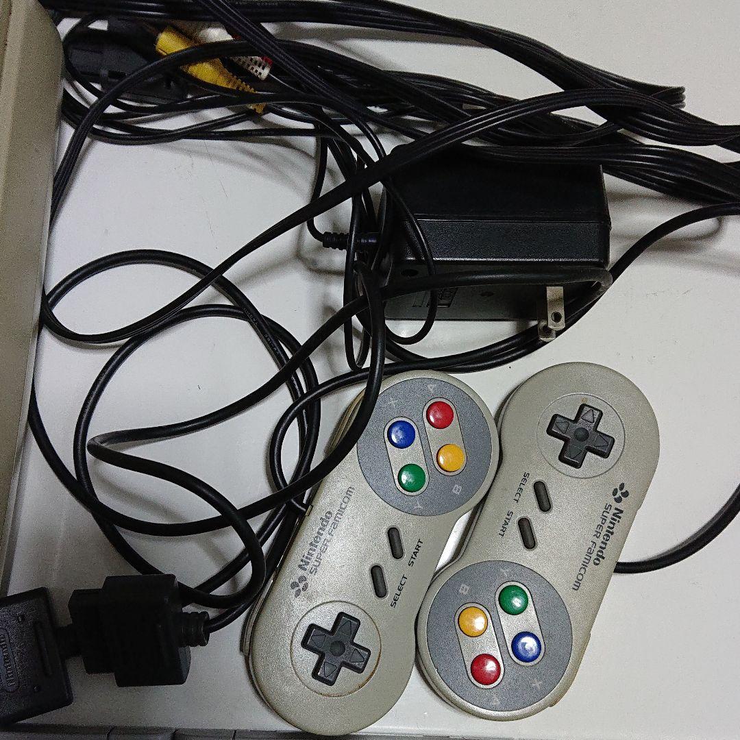 スーパーファミコン 本体とカセット