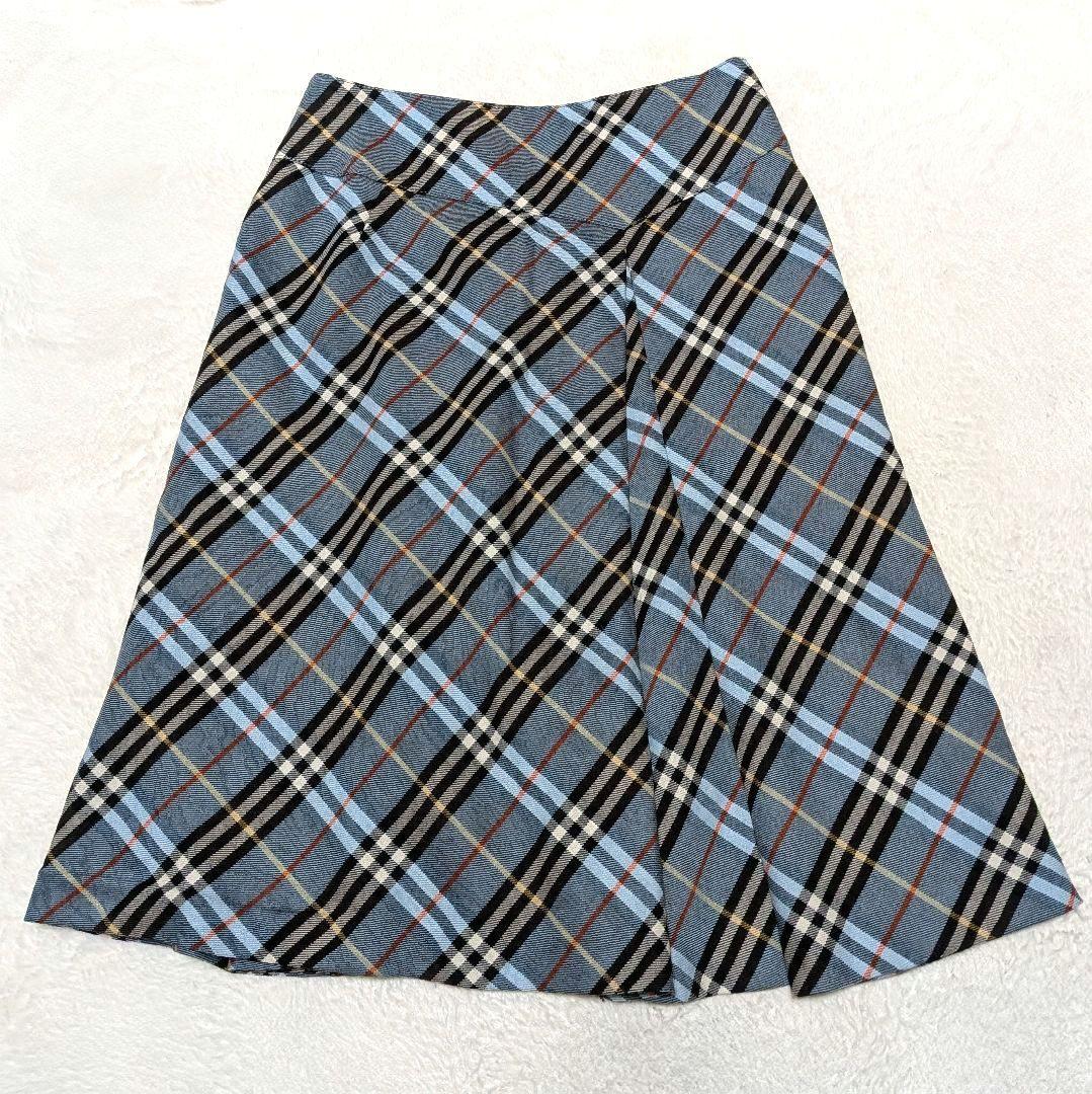 希少✨BURBERRY BLUE LABEL ノバチェック フレア スカート Ｍ