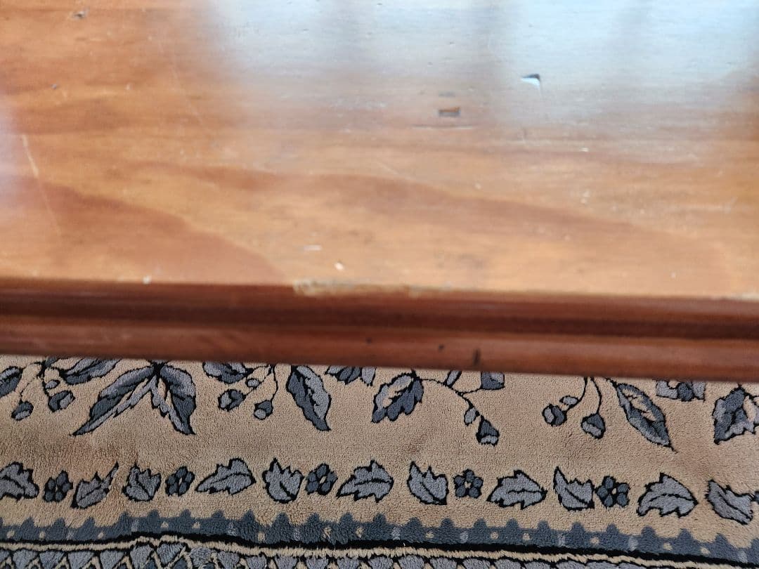 アンティークリビングテーブル