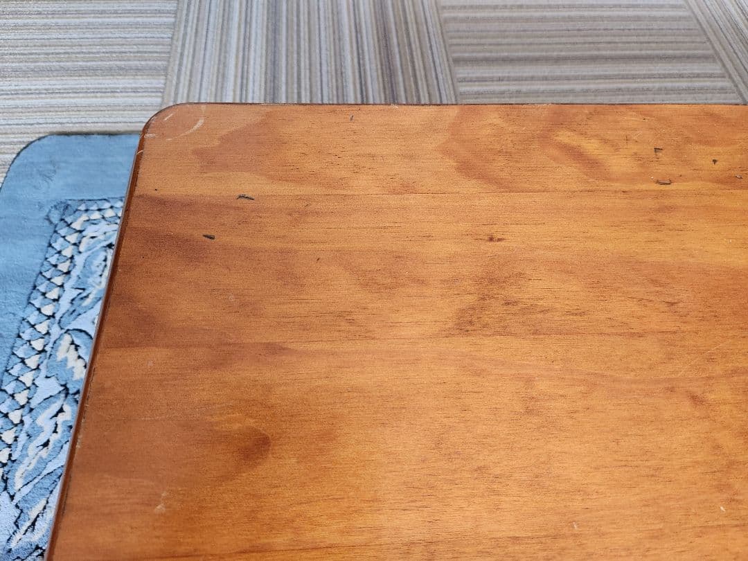 アンティークリビングテーブル