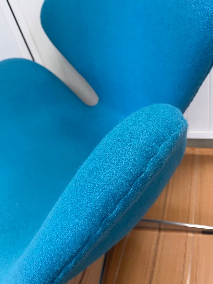 府中のお兄さん！スワンチェア　ターコイズブルー　名作　リプロダクト