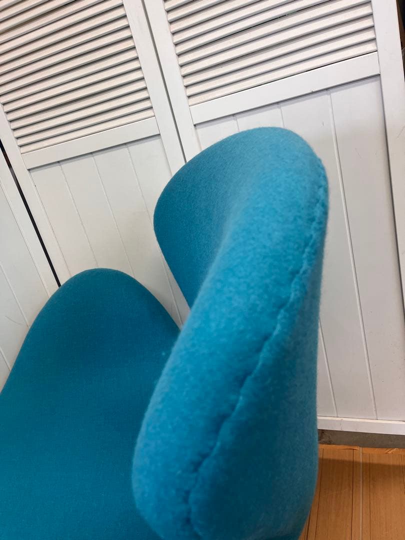 府中のお兄さん！スワンチェア　ターコイズブルー　名作　リプロダクト