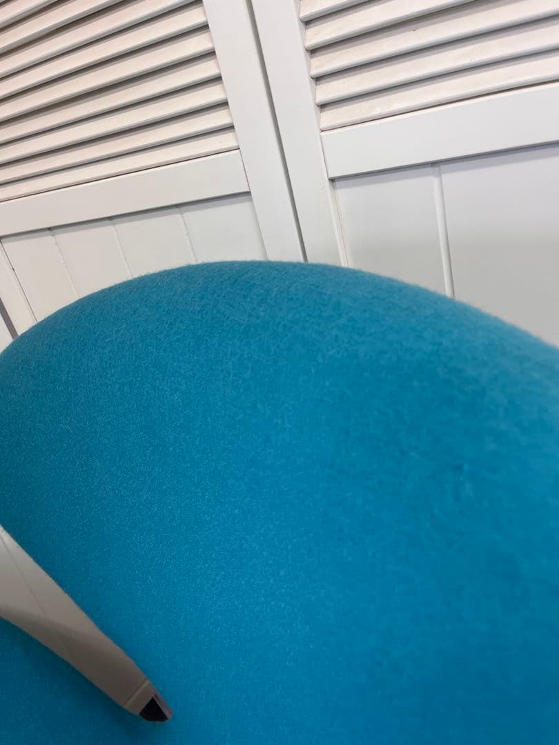 府中のお兄さん！スワンチェア　ターコイズブルー　名作　リプロダクト