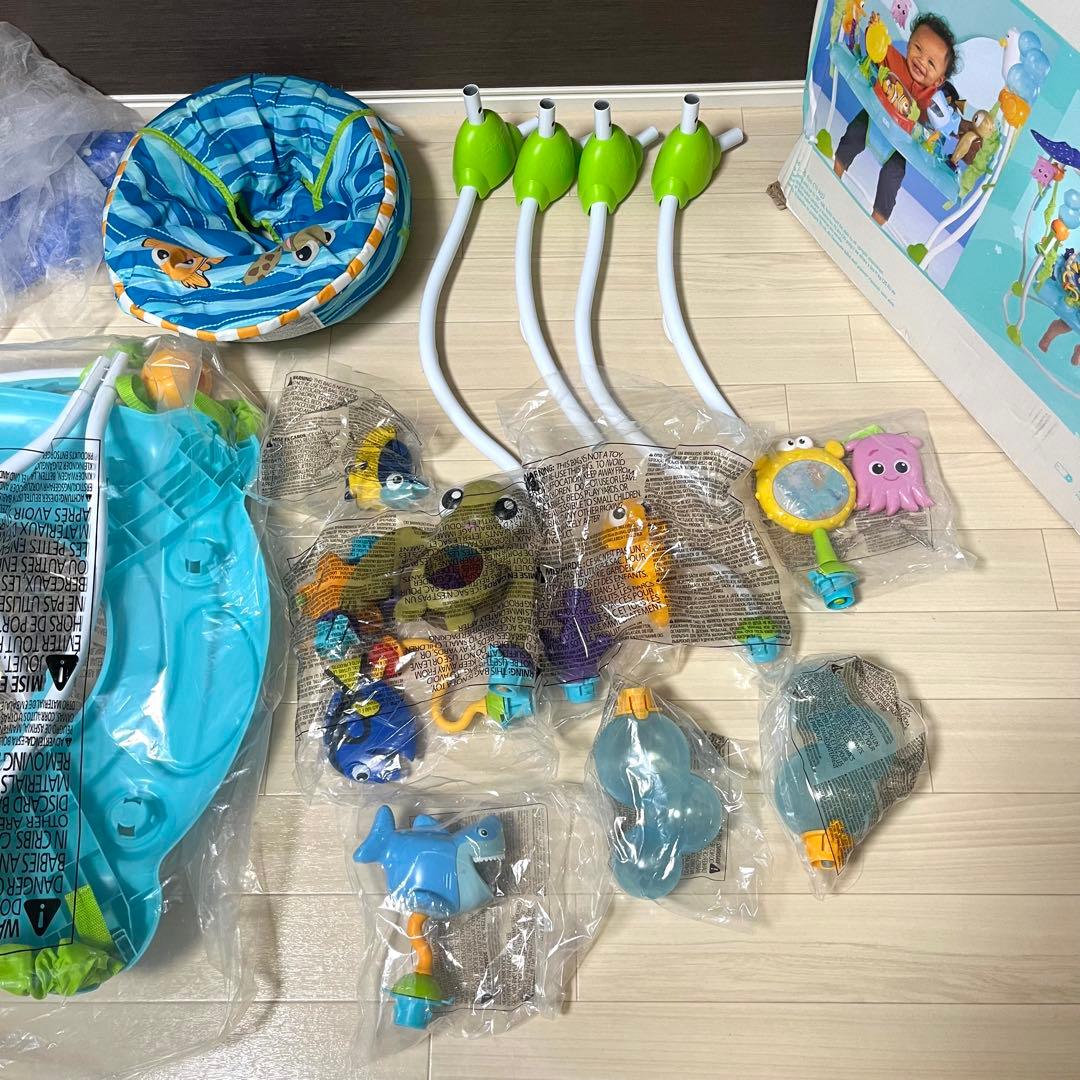 美品 使用数回 箱付き ファインディングニモ ジャンパルー