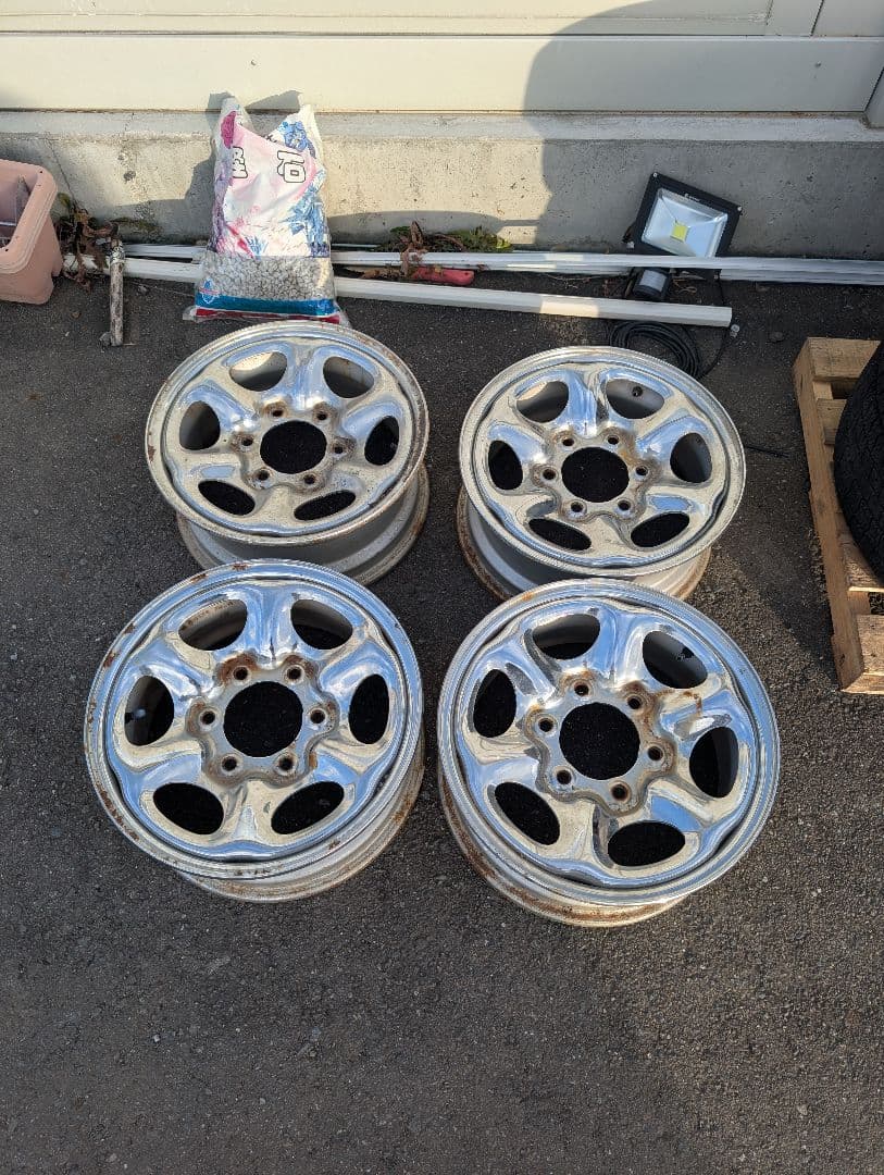 15インチ D21 テラノ純正メッキ 4本セット 日産　ハイエース