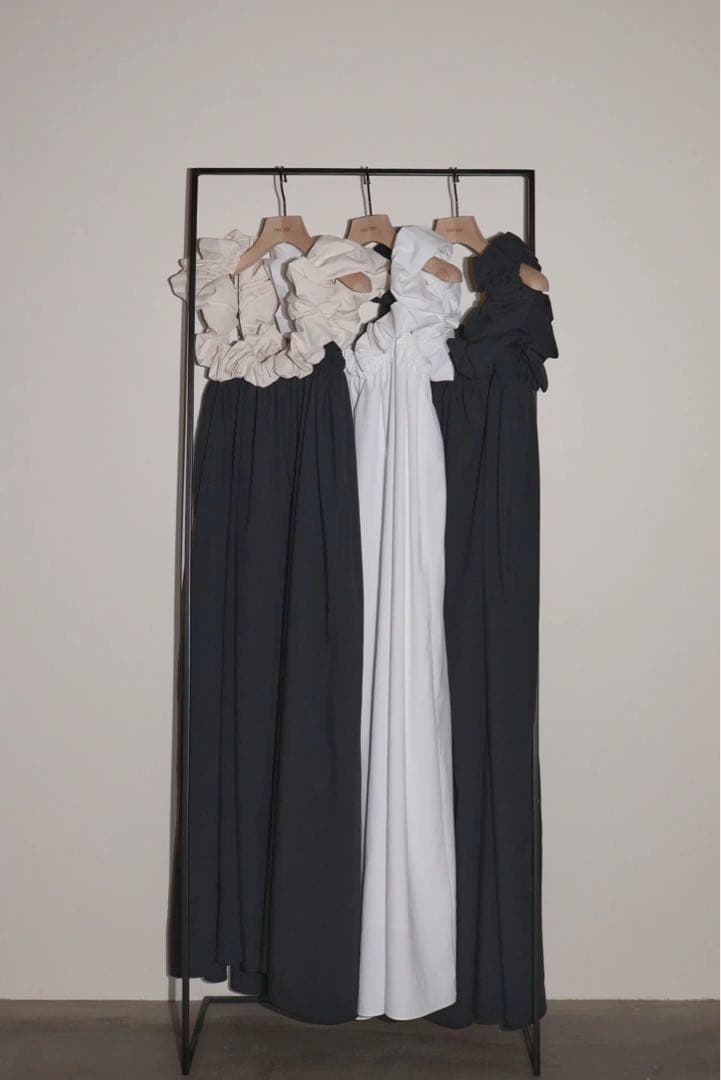 ⭐︎お値下げ中⭐︎【THE TOE】フリル ホワイト 白 ワンピース ドレス