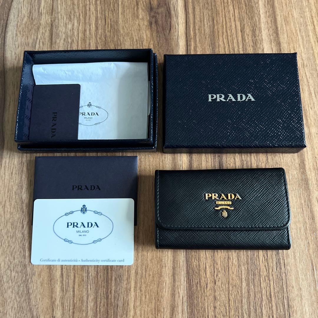 PRADA プラダ　キーケース　ブラック