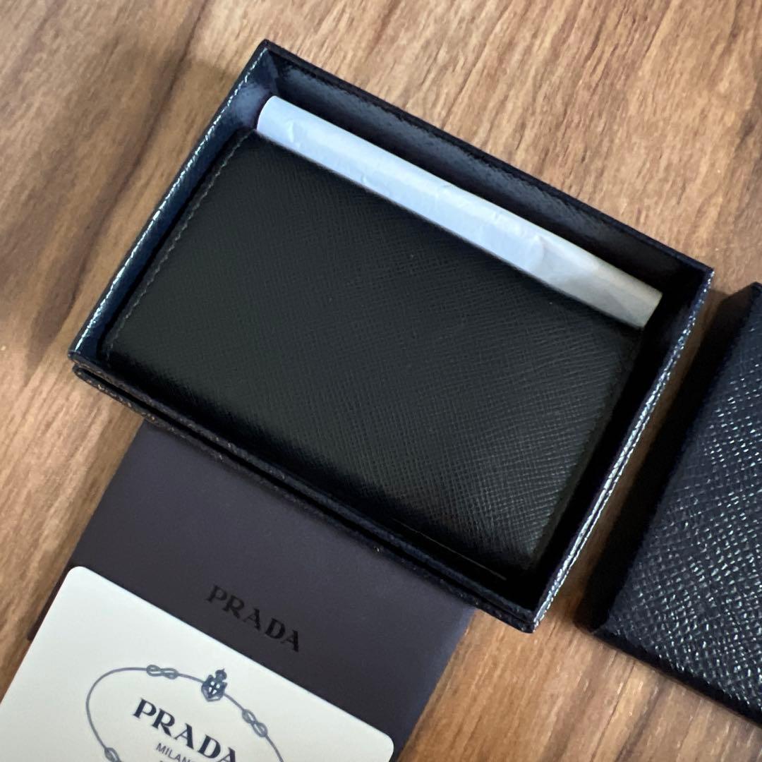 PRADA プラダ　キーケース　ブラック