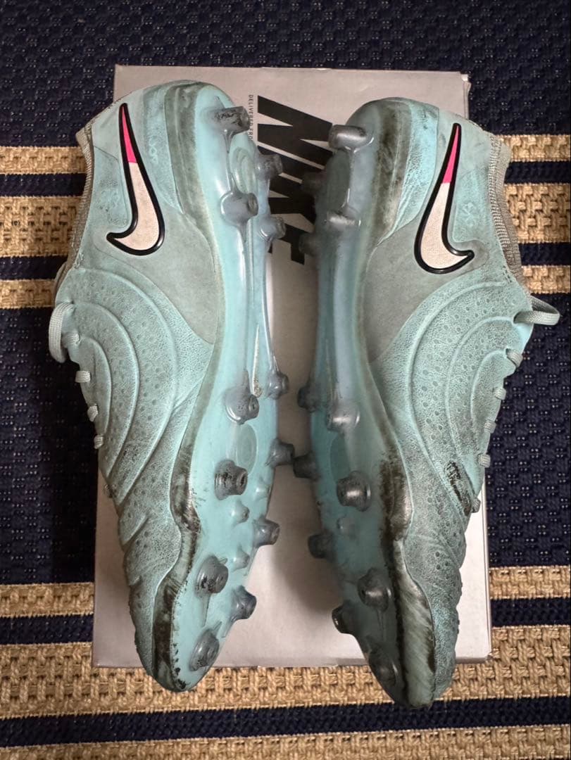 ナイキ ティエンポ レジェンド 10 エリート AG-pro 26.5