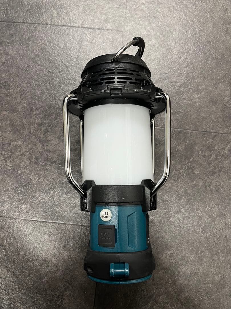 Makita 充電式ランタン MR054 マキタ 充電式ランタン付ラジオ