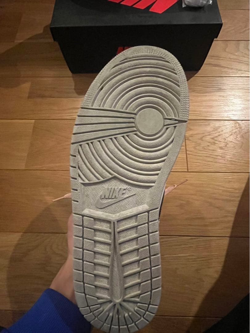 エアジョーダン1 レトロ ハイ og ブリーチドコーラル お値下げ中♫