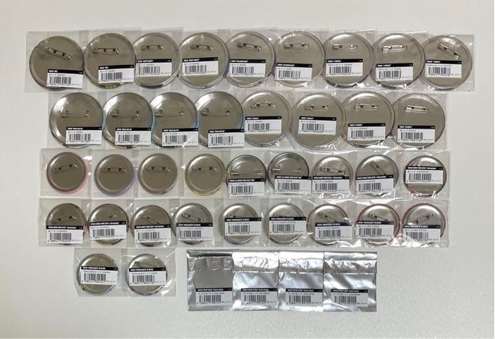 【値下げ中】TWICE 缶バッジセット