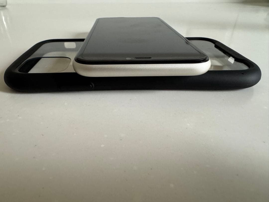 iPhone 11 128GB ホワイト