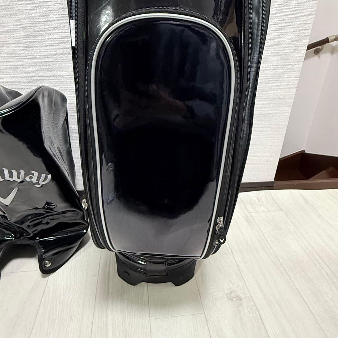 美品キャロウェイ　ド迫力大きめキャディバッグ　エナメル　9型　ブラック×シルバー