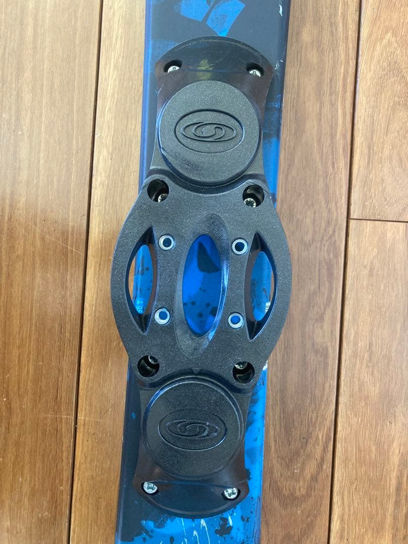 ショートスキー(ファン)　スノーボードブーツ用SALOMON ビィンディング無し