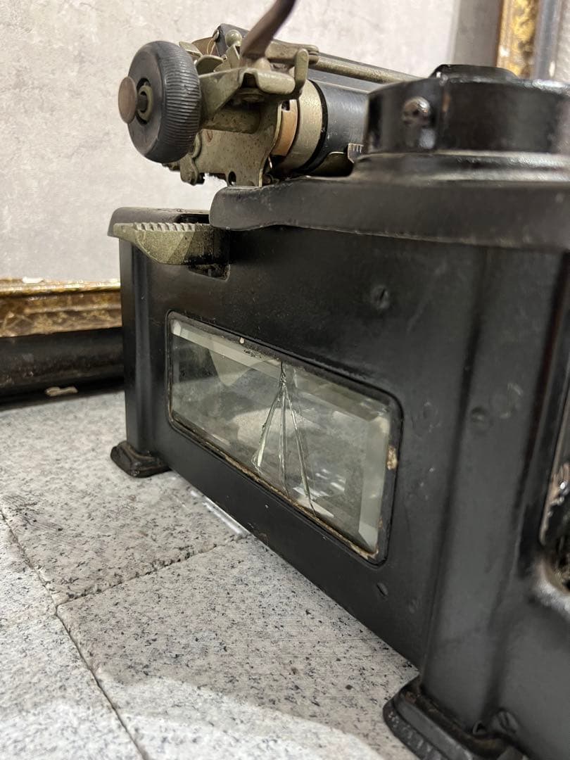 2月セール中です。ビンテージ/アンティークRETA タイプライター