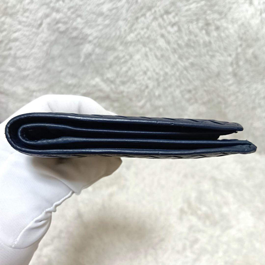 ボッテガヴェネタ　二つ折り財布　イントレチャート　ダークネイビー　レザー　正規品