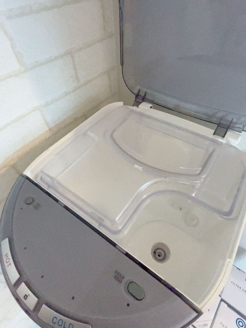 every frecious mini卓上ウォーターサーバー