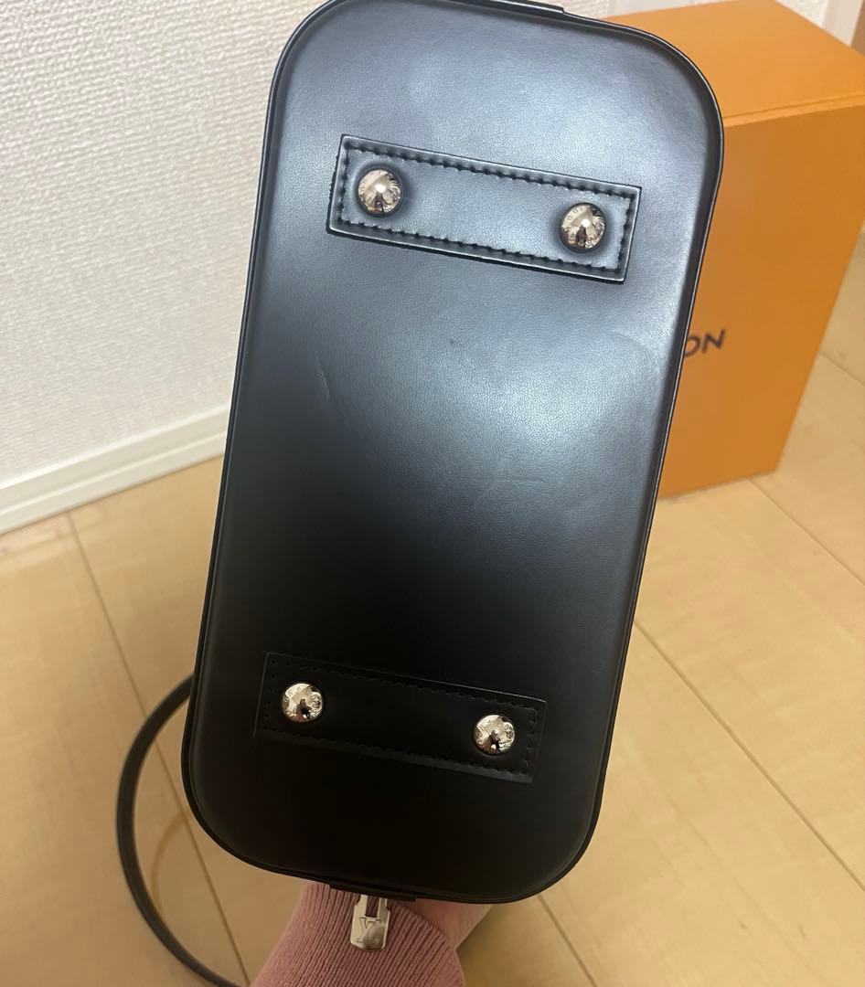 Louis Vuitton M59217 アルマ BB エピ スカーフなし