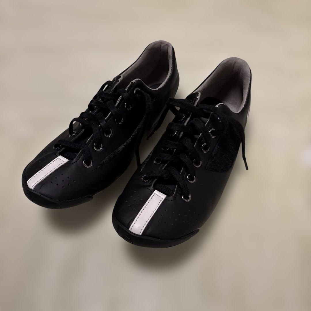 EZNI サイクリングシューズ