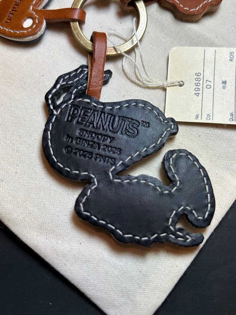 genten ゲンテン レザーチャーム 野球　　Snoopy スヌーピー 新品