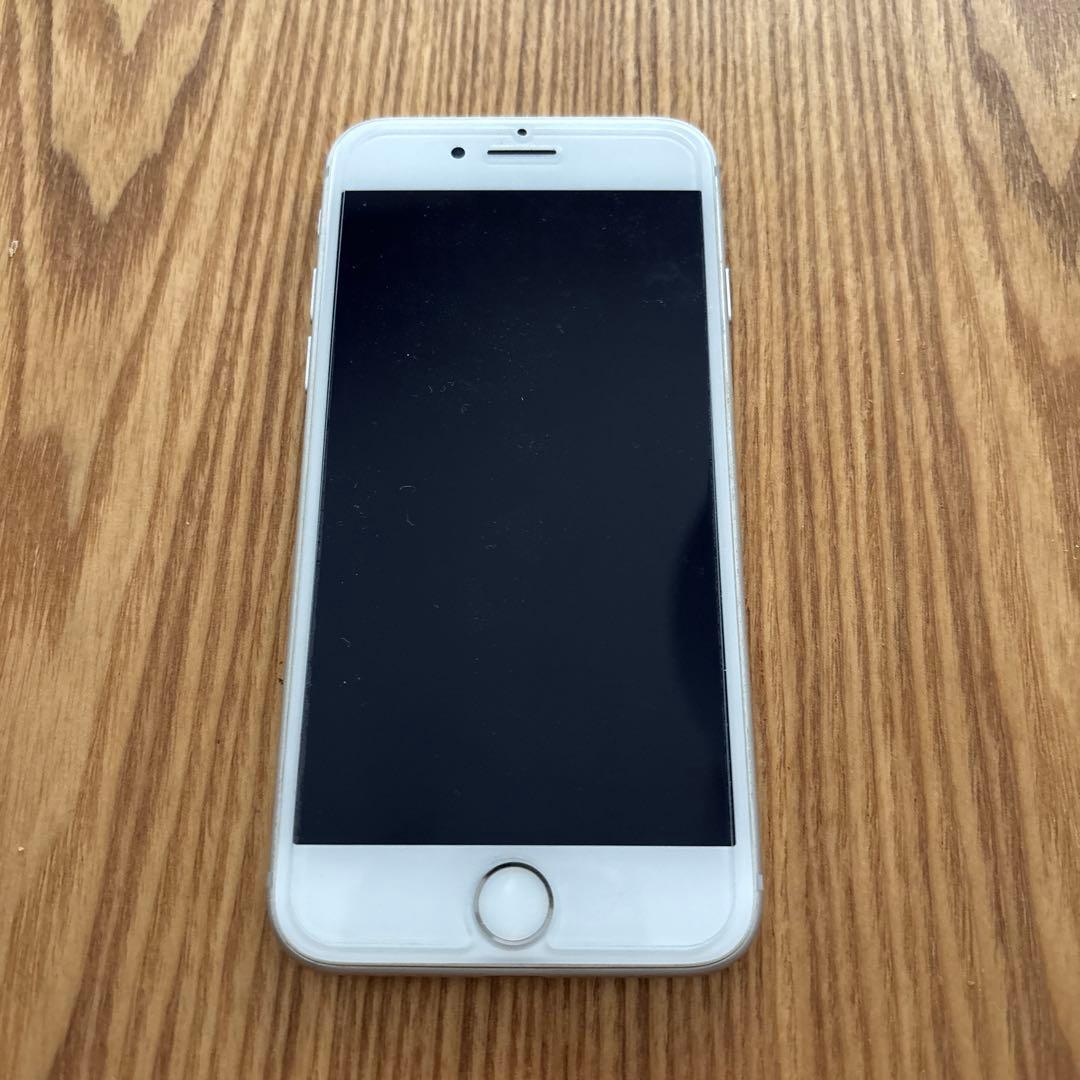 Apple スマートフォン iPhone 8 シルバー 本体