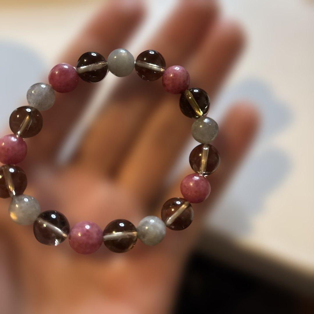 ロードナイトとスモーキークオーツ、ラブラドライト！ズーンとくる！綺麗！