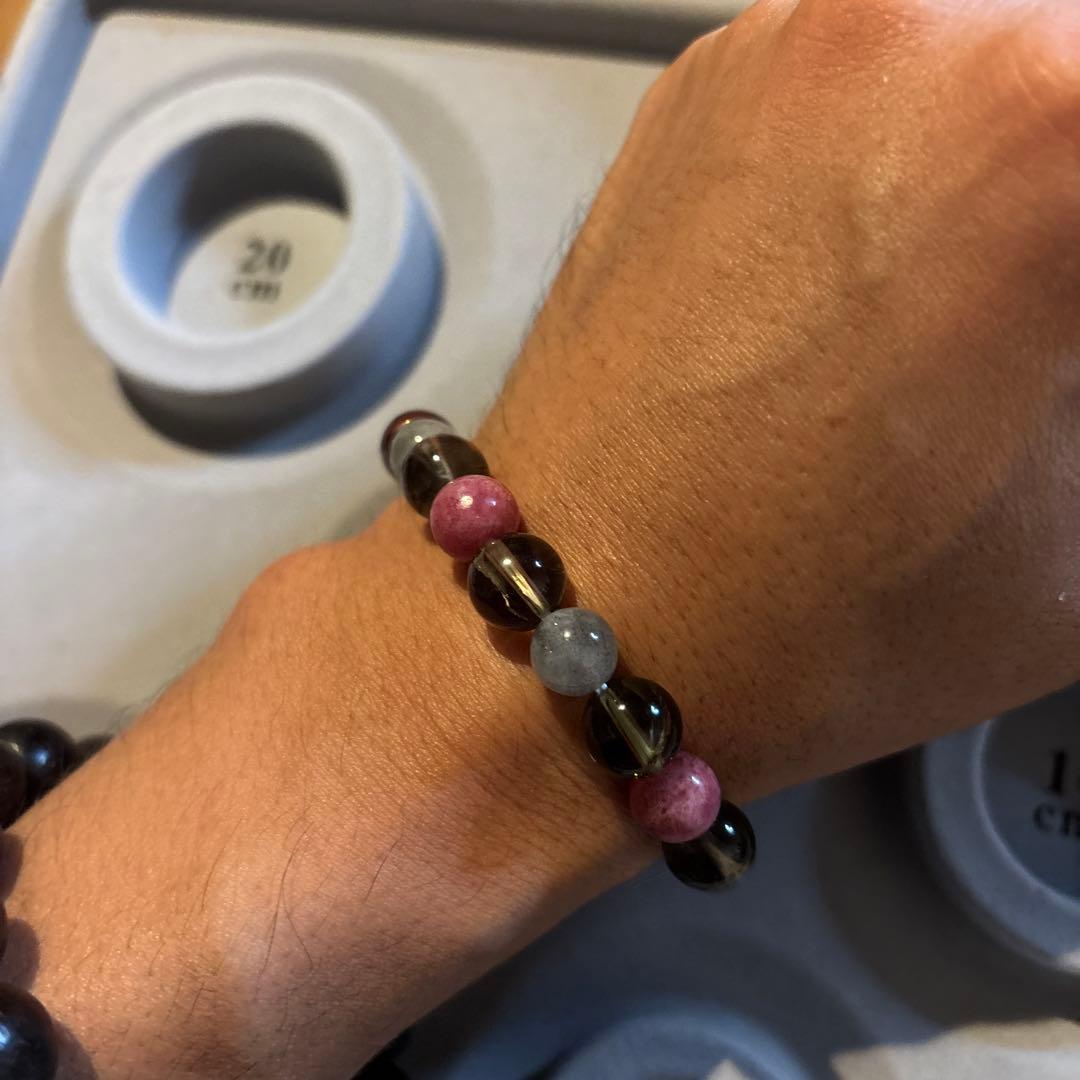 ロードナイトとスモーキークオーツ、ラブラドライト！ズーンとくる！綺麗！