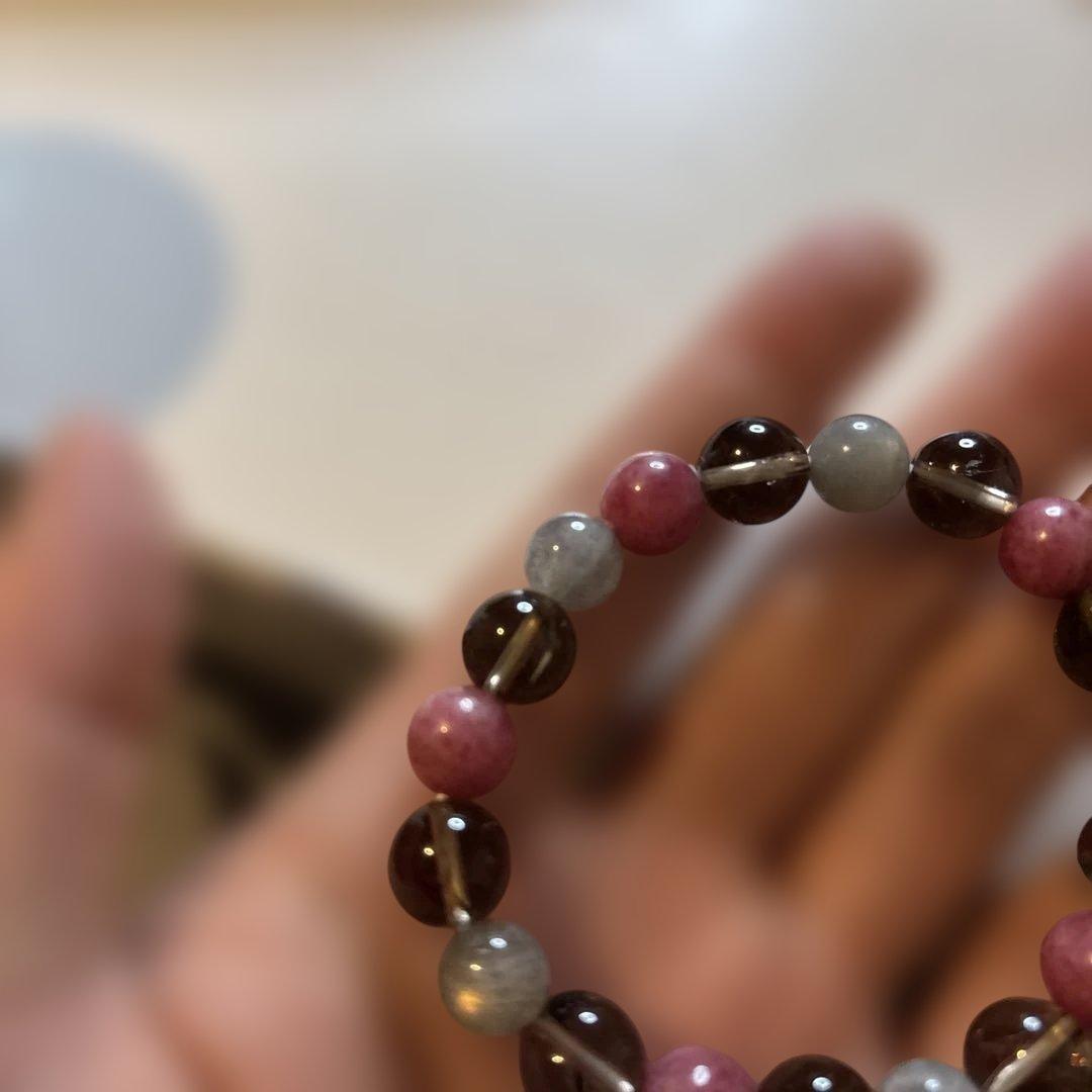 ロードナイトとスモーキークオーツ、ラブラドライト！ズーンとくる！綺麗！