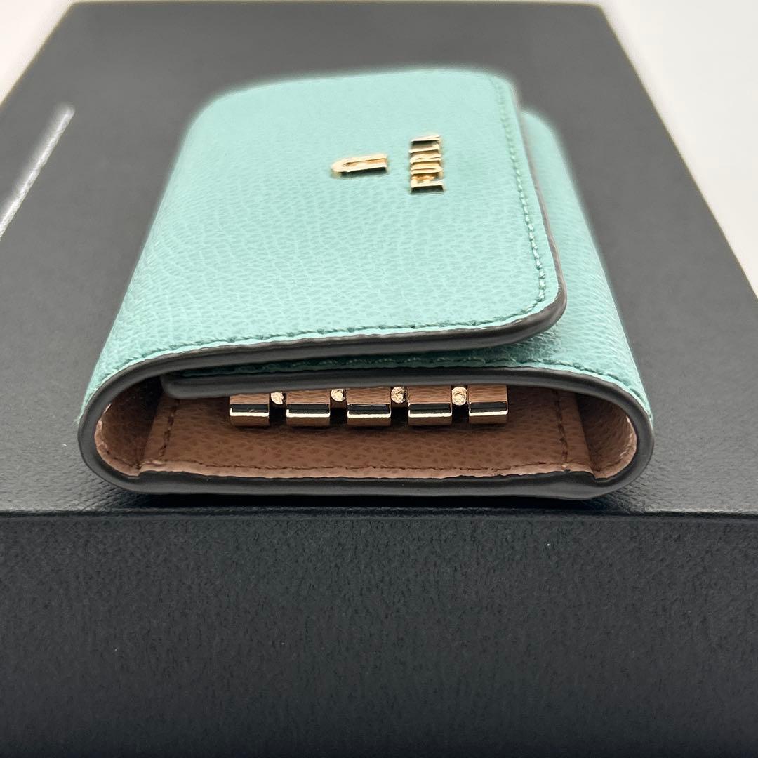 ✨未使用級✨ FURLA フルラ 4連 キーケース レザー 高級 箱付 希少性大
