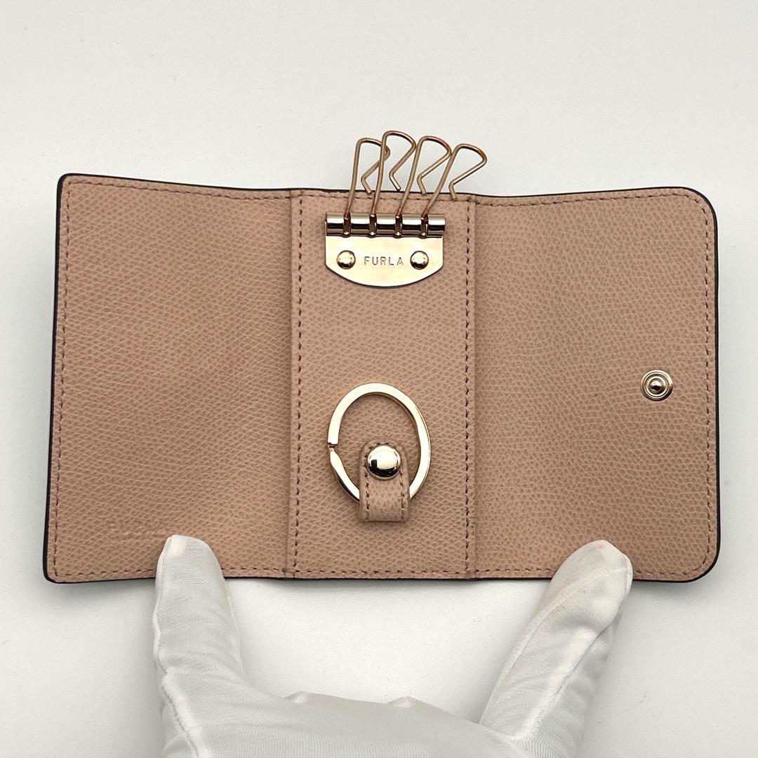 ✨未使用級✨ FURLA フルラ 4連 キーケース レザー 高級 箱付 希少性大