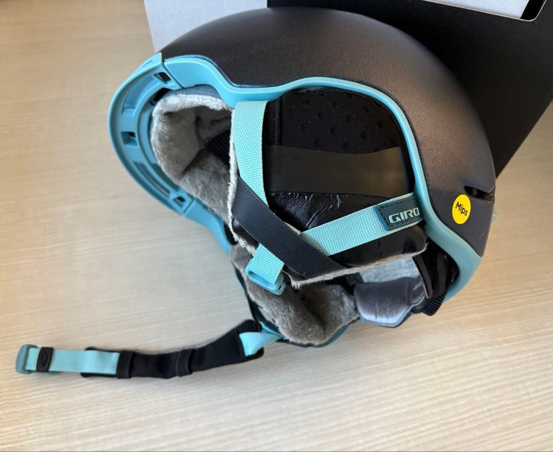 GIRO TERRA MIPS レディーススキーヘルメット M 2024年モデル